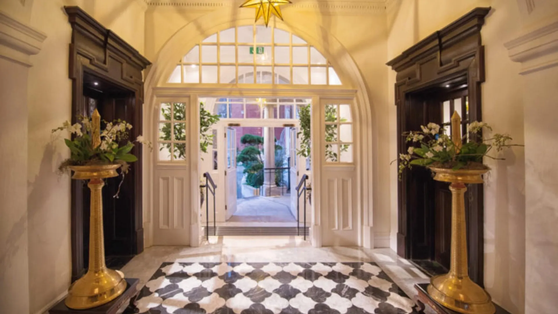The Lalit London Hotel 5*,