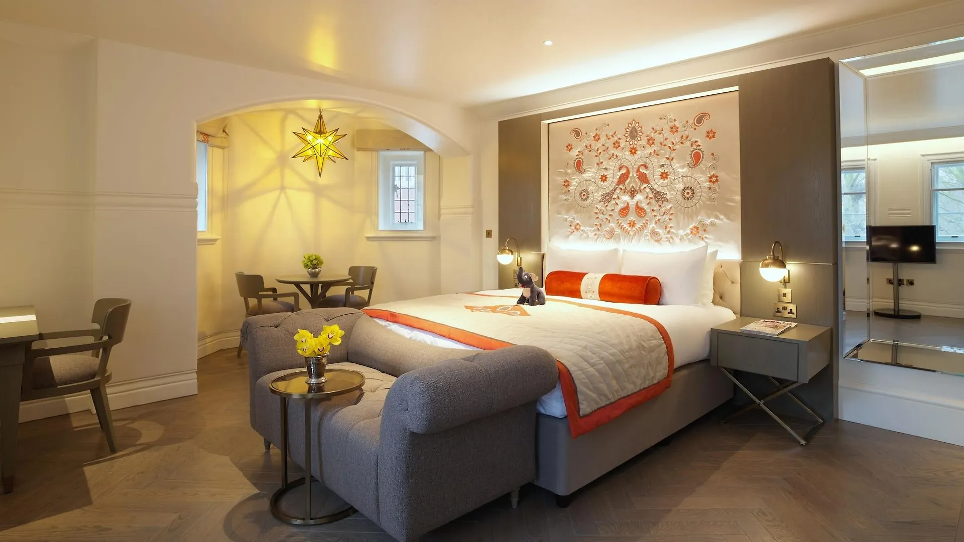 The Lalit London Hotel