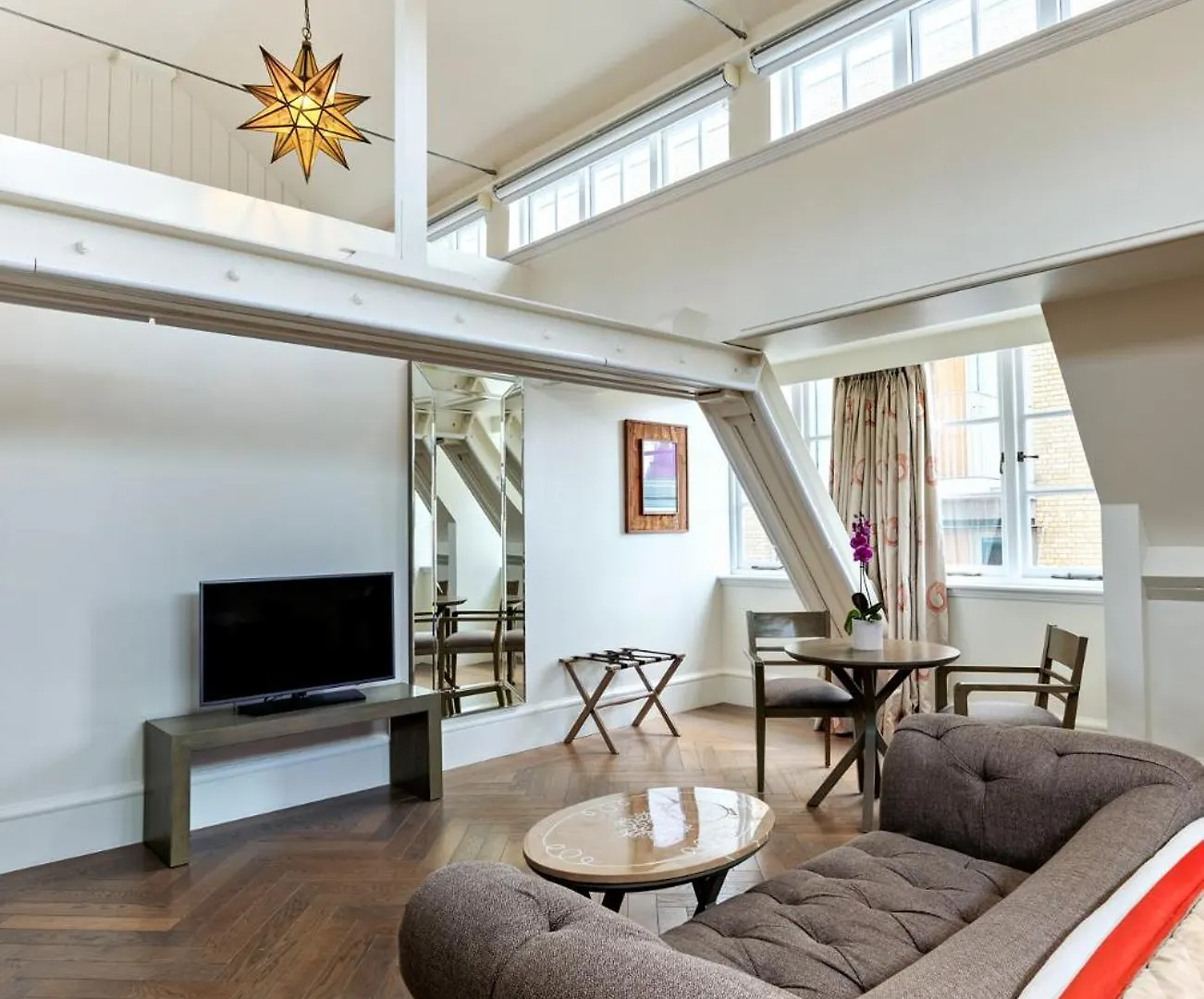 *****  The Lalit London Hotel United Kingdom
