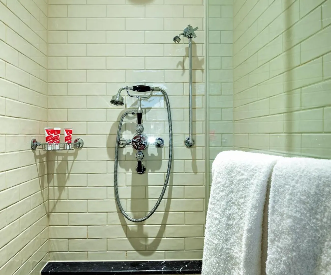 The Lalit London Hotel 5*,